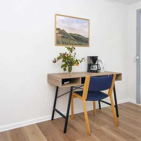 5 Person In Ulfborg-by Traum *